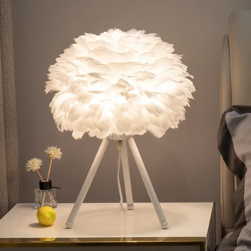 Lampe de chevet avec plume