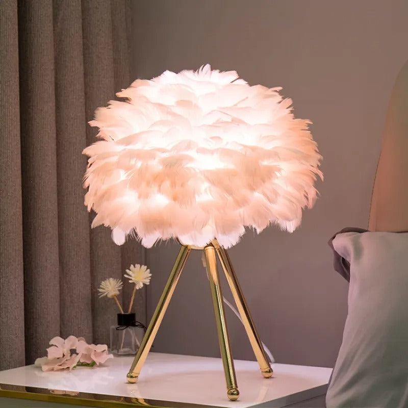 Lampe de chevet avec plume