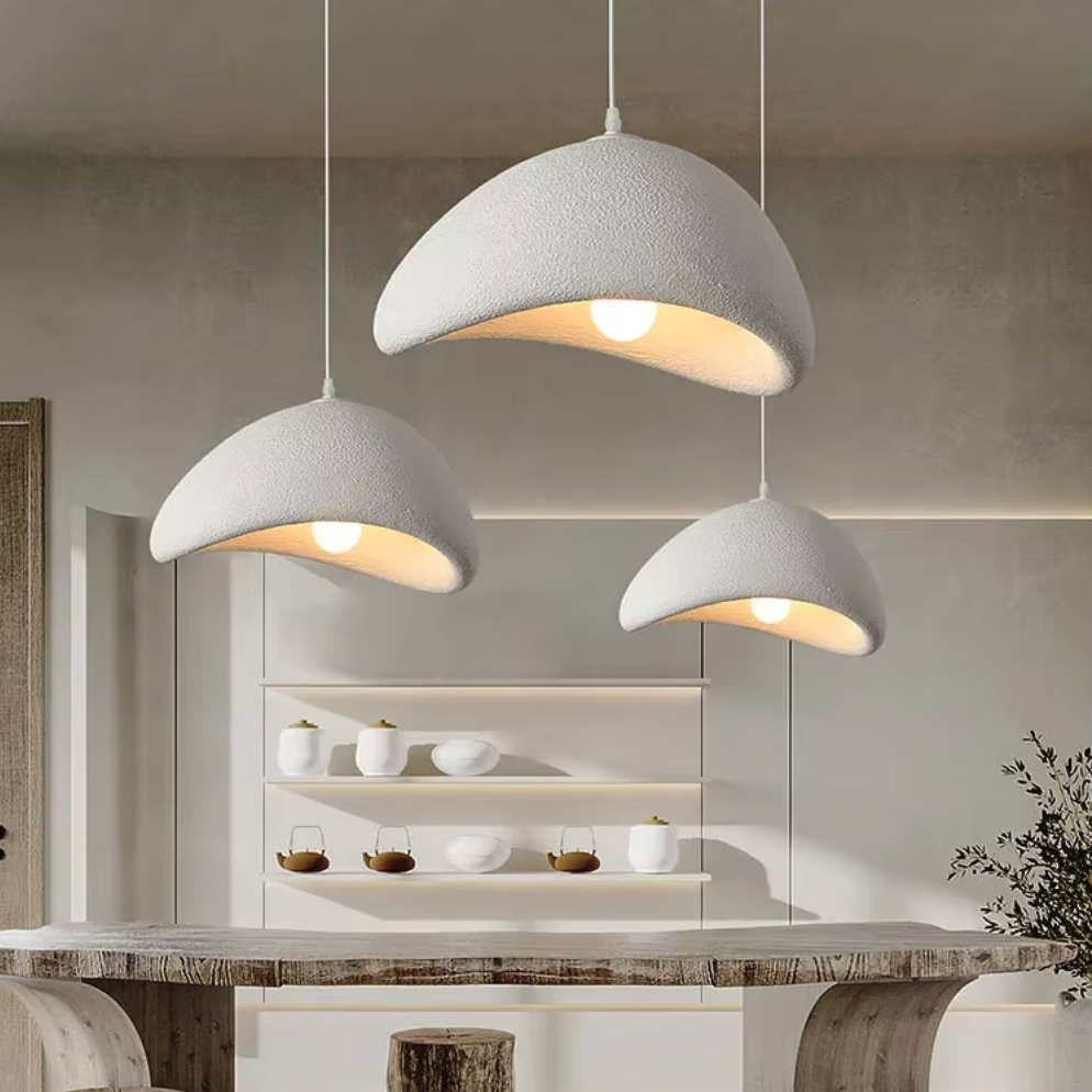 Lustre design suspension
